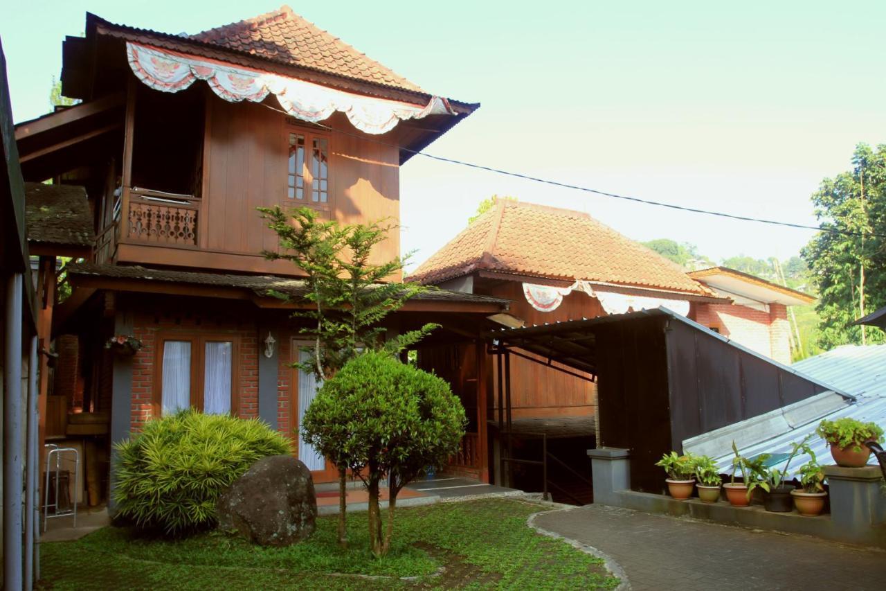 Bantal Guling Villa Lembang Exteriér fotografie
