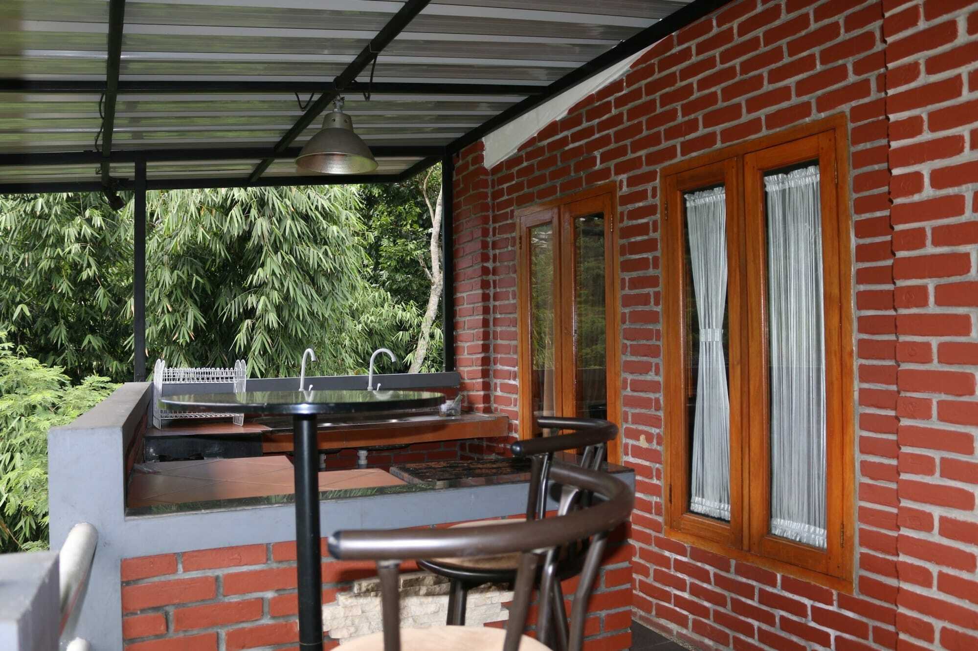 Bantal Guling Villa Lembang Exteriér fotografie